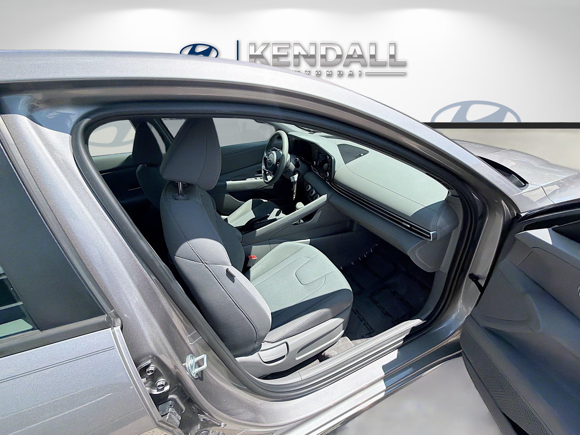 Used 2023 Hyundai Elantra SE w/ Cargo Package FWD image 28