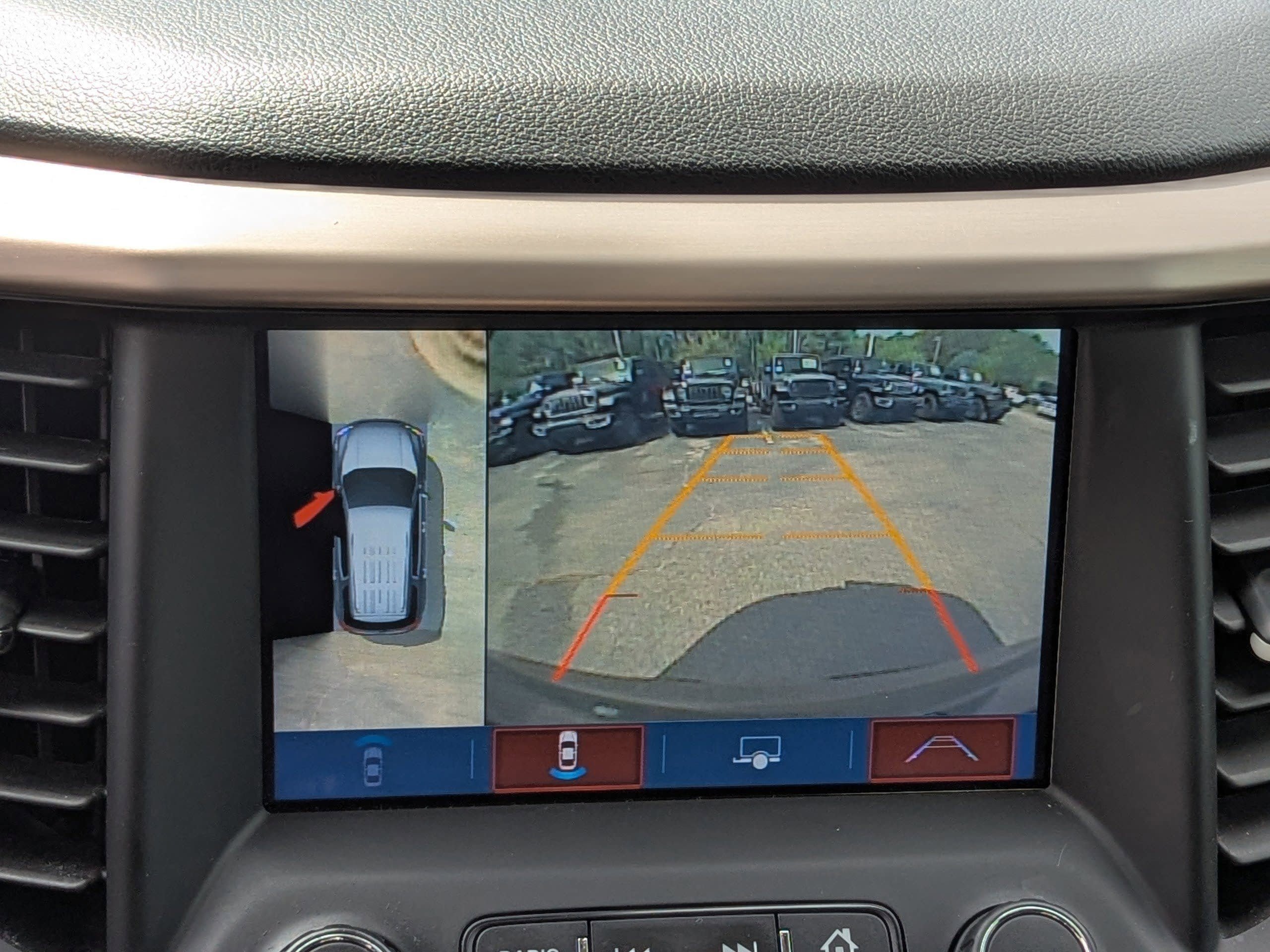 Used 2019 GMC Acadia Denali w/ Technology Package FWD image 26
