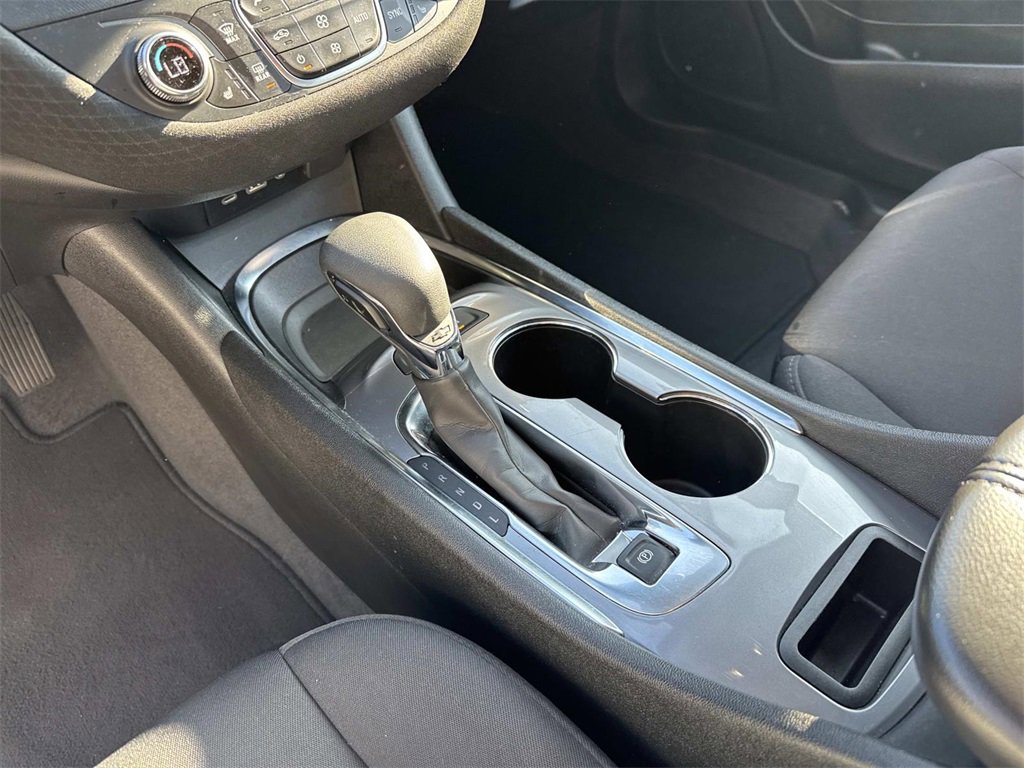 Used 2024 Chevrolet Malibu LT image 26