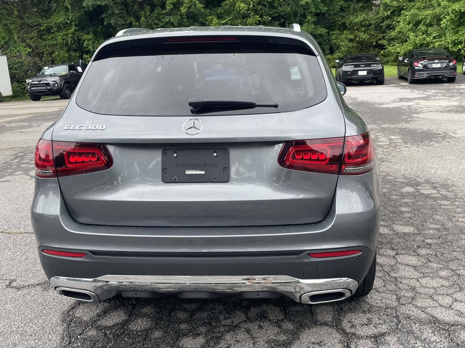 Used 2021 Mercedes-Benz GLC 300 image 3