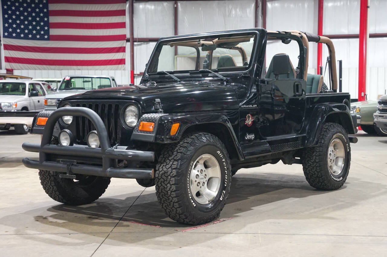 Used 2002 Jeep Wrangler Sahara