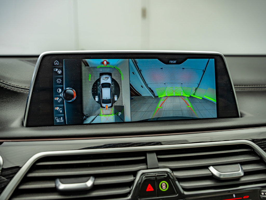 Used 2016 BMW 740i RWD image 28