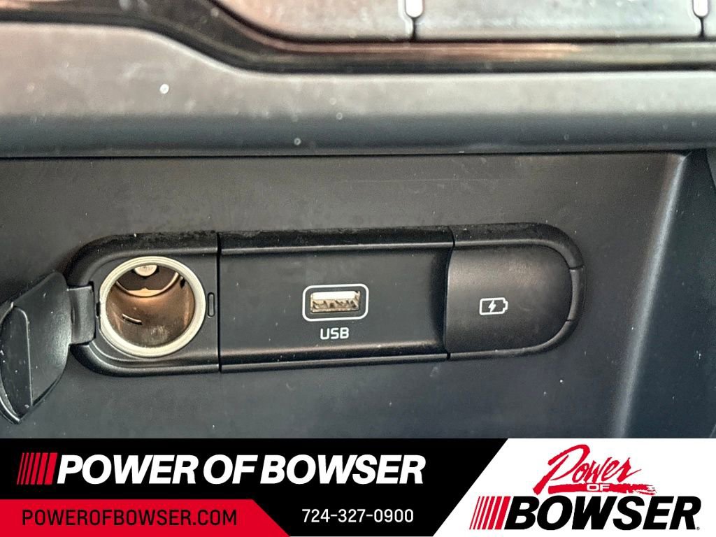 Used 2022 Kia Niro LX image 14