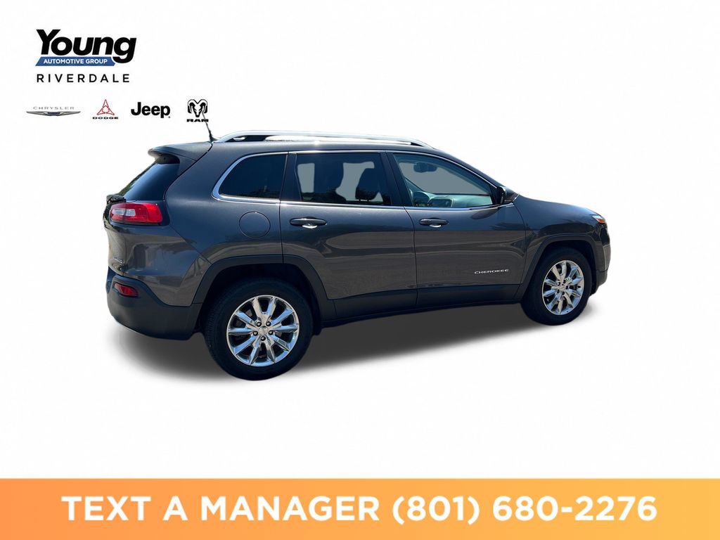 Used 2017 Jeep Cherokee Limited AWD/4WD image 5