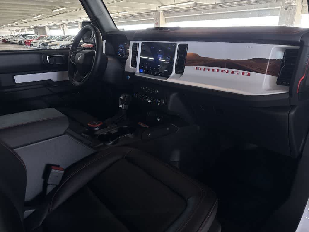 Used 2025 Ford Bronco Stroppe Edition AWD/4WD image 25
