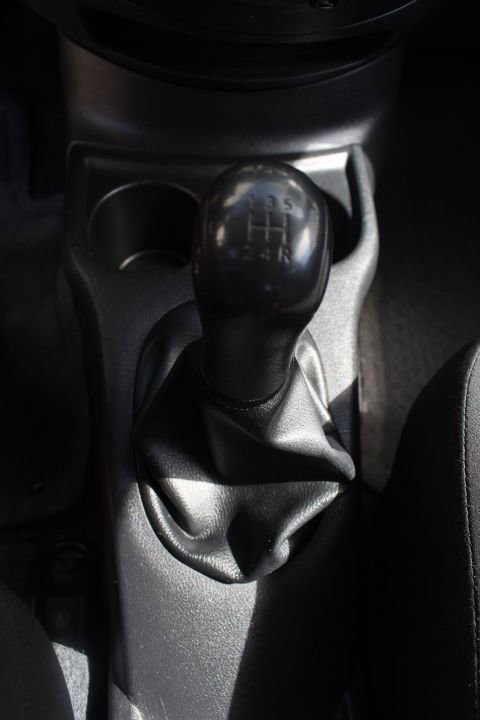 Used 2014 Nissan Versa Note S image 19