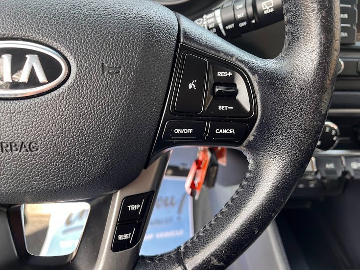 Used 2012 Kia Rio EX w/ Convenience Pkg image 16