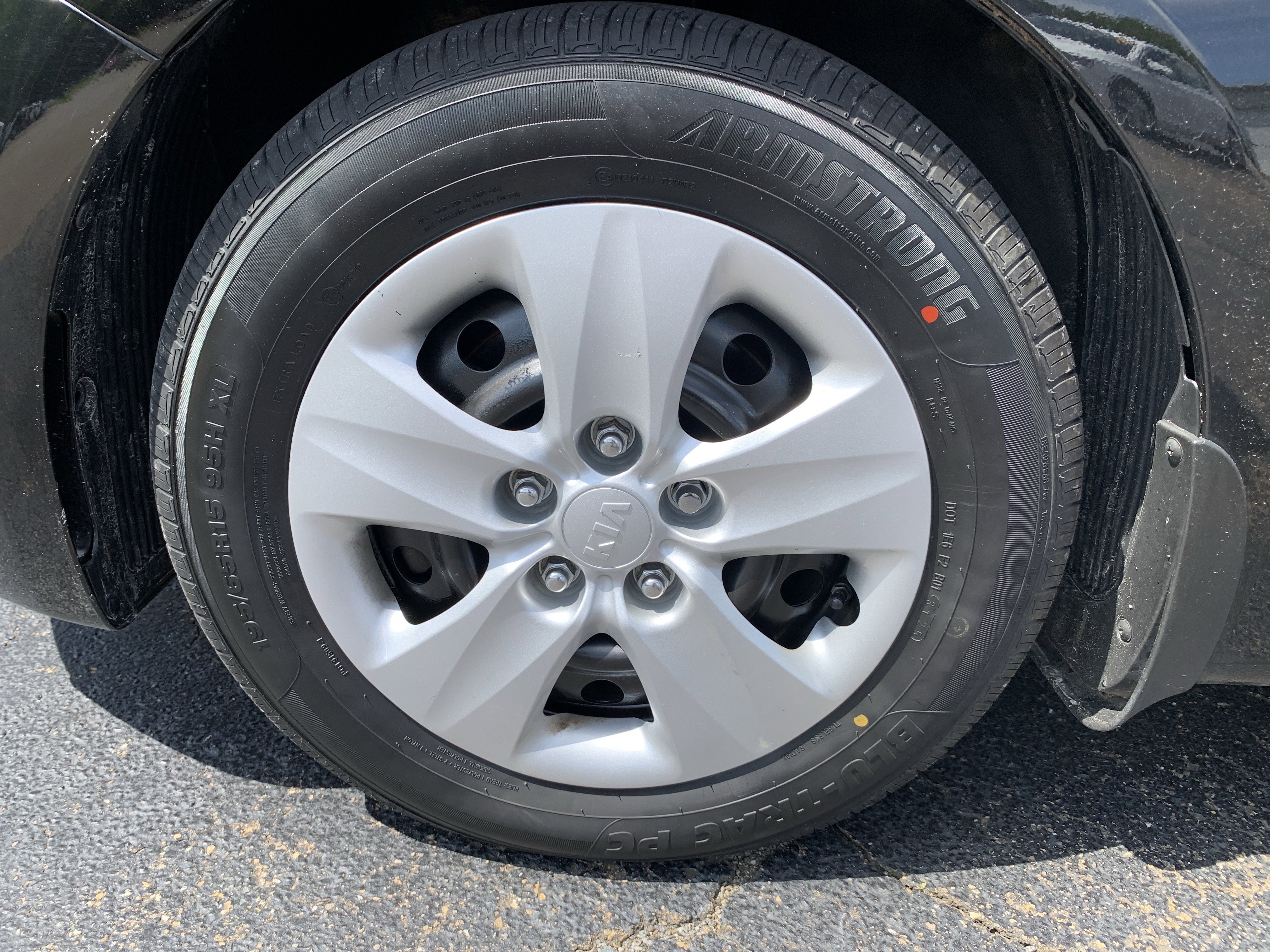 Used 2017 Kia Forte LX FWD image 45