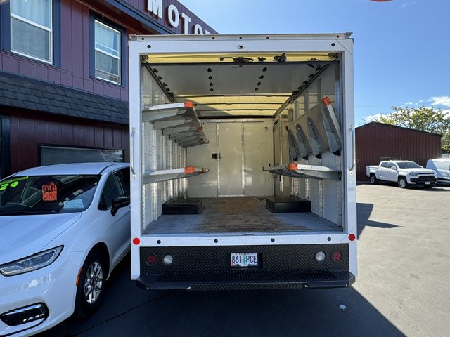 Used 2021 Chevrolet Express 3500 w/ Power Convenience Package RWD image 3