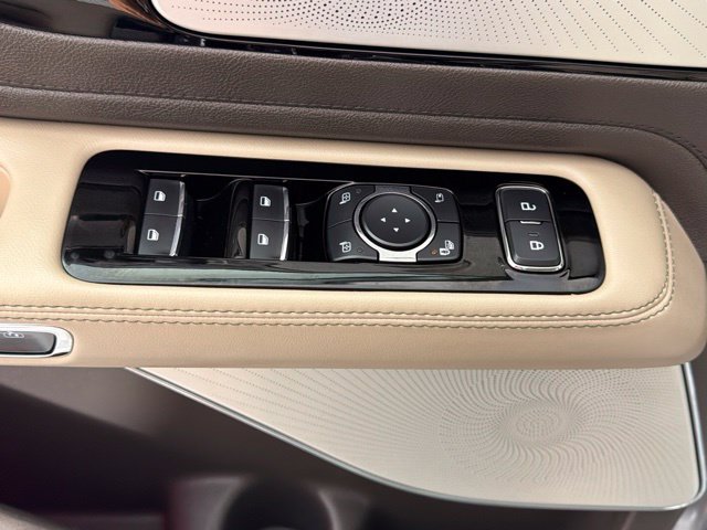 Used 2023 Lincoln Aviator Reserve w/ Equipment Group 201A AWD/4WD image 14