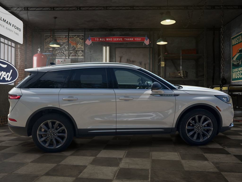 Used 2020 Lincoln Corsair FWD w/ Premium Package image 8