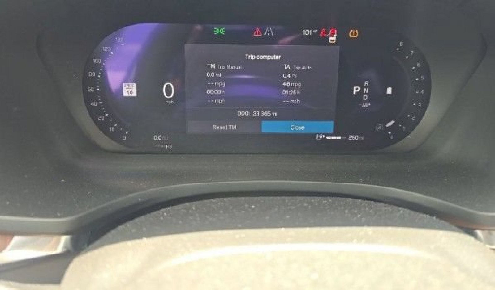 Used 2025 Volvo V60 B5 Cross Country Plus AWD/4WD image 9