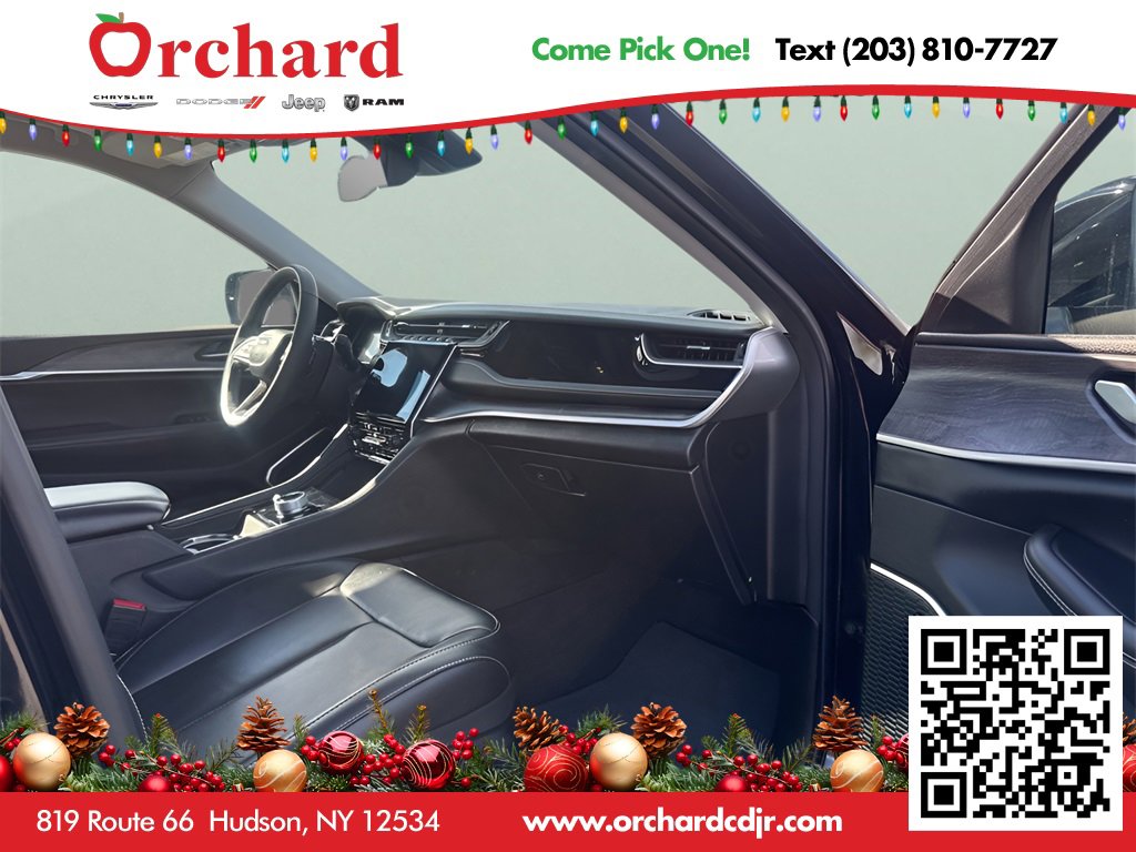 Used 2023 Jeep Grand Cherokee 4WD 4xe w/ Luxury Tech Group II image 36