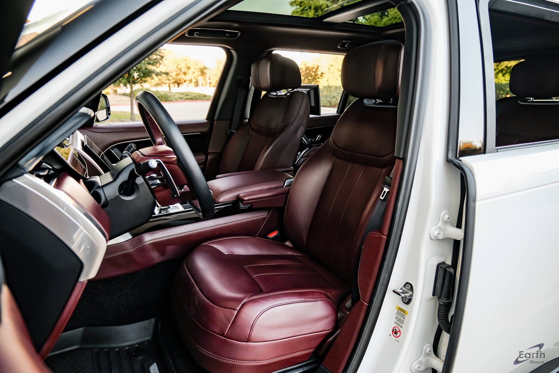 Used 2023 Land Rover Range Rover Long Wheelbase Autobiography image 35