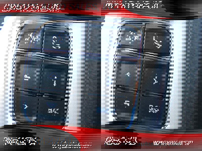 Used 2018 Dodge Journey SXT w/ Safe & Sound Group image 11