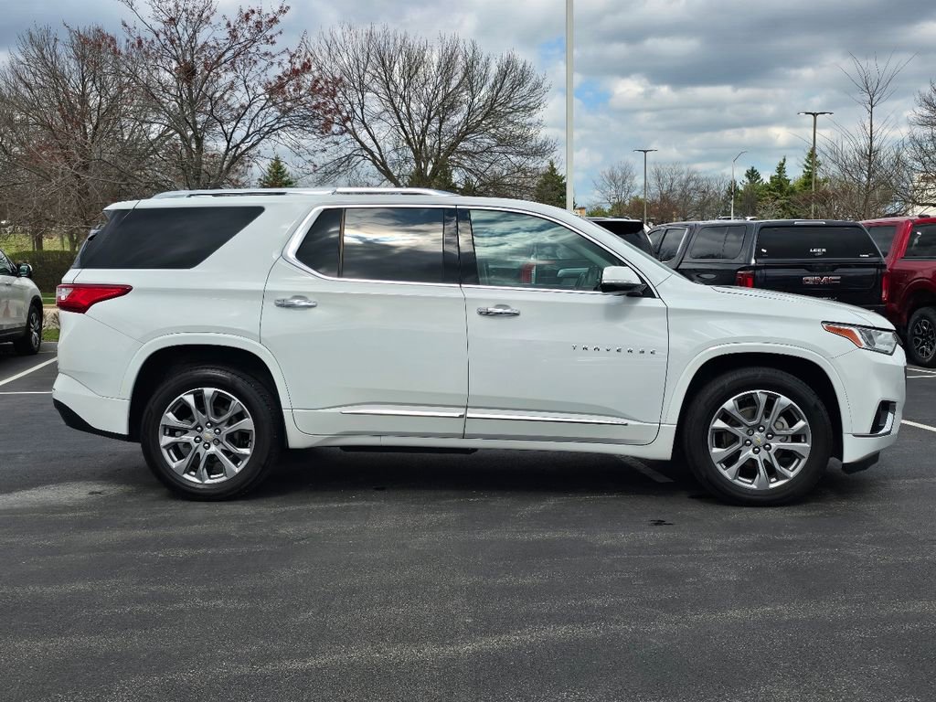 Used 2019 Chevrolet Traverse Premier image 11