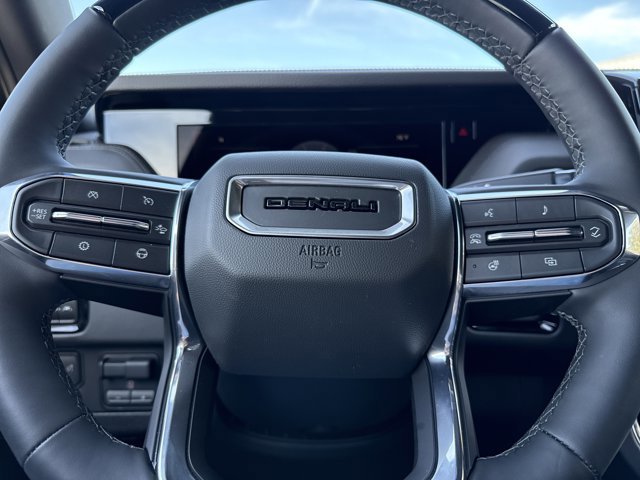 New 2026 GMC Yukon XL Denali w/ Denali Reserve Package image 25
