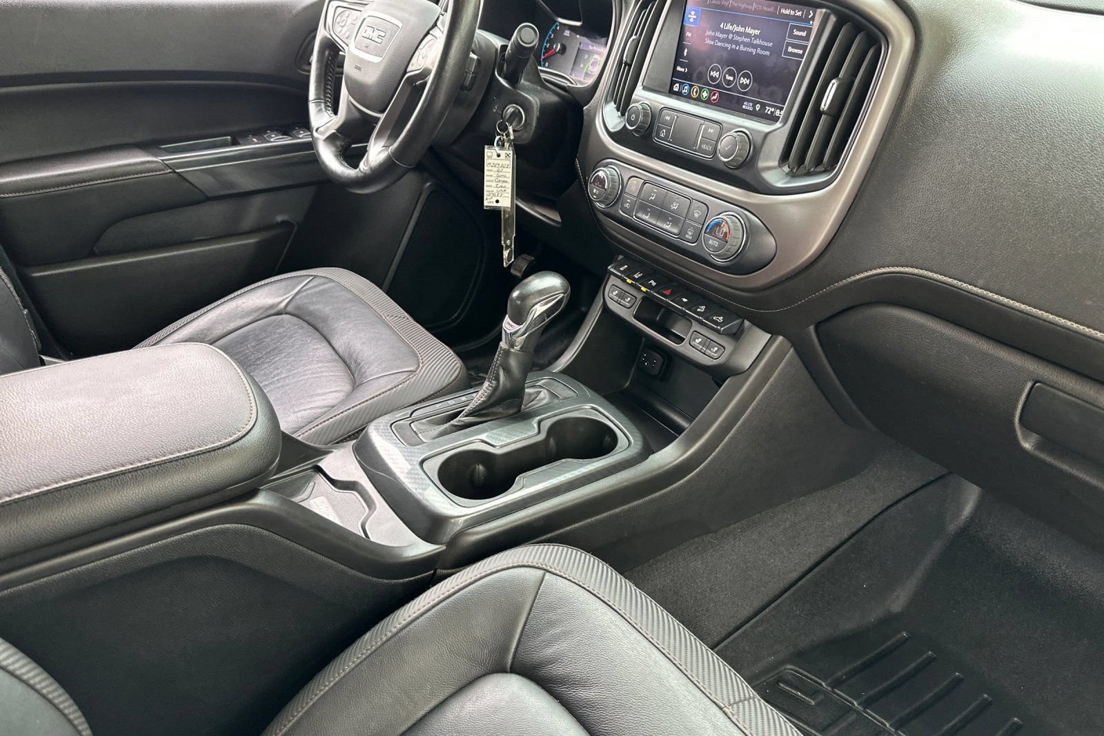 Used 2022 GMC Canyon AT4 w/ Driver Alert Package AWD/4WD image 16