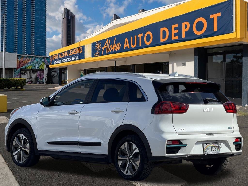 Used 2022 Kia Niro EX FWD image 3