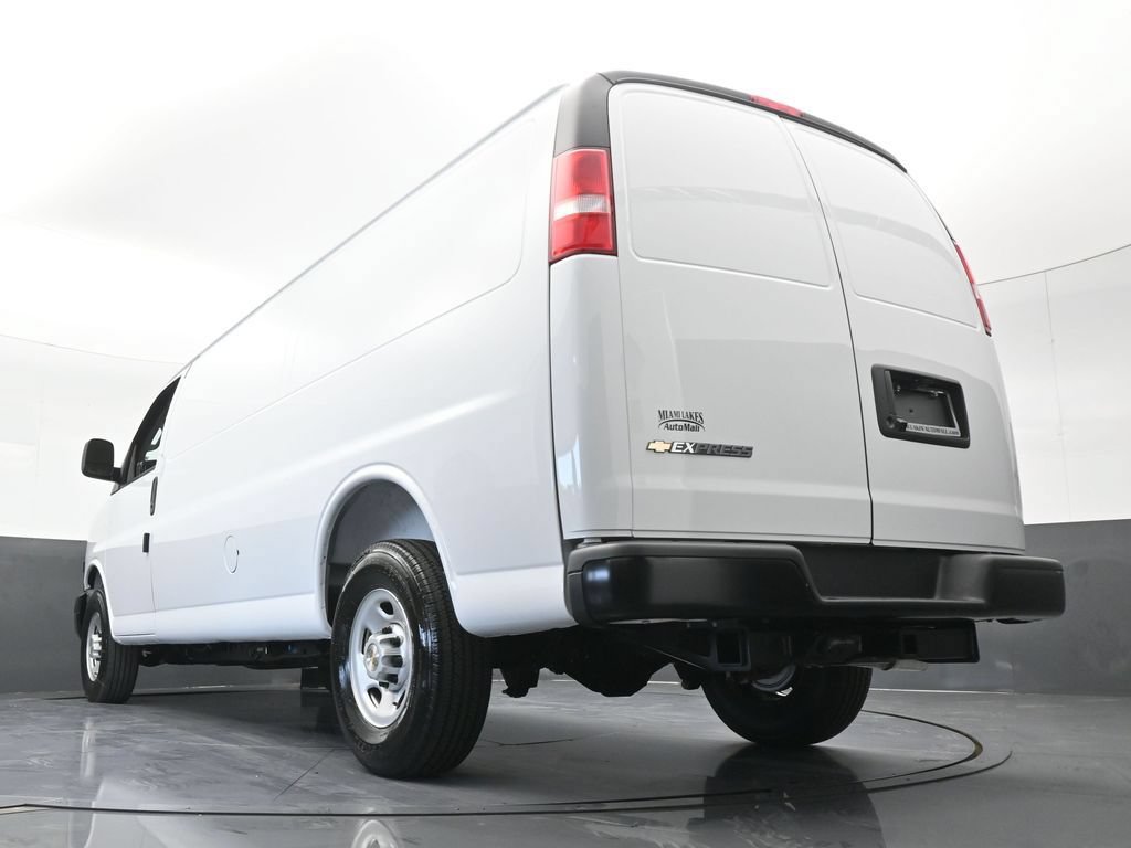 New 2026 Chevrolet Express 2500 Extended w/ Driver Convenience Package RWD image 55