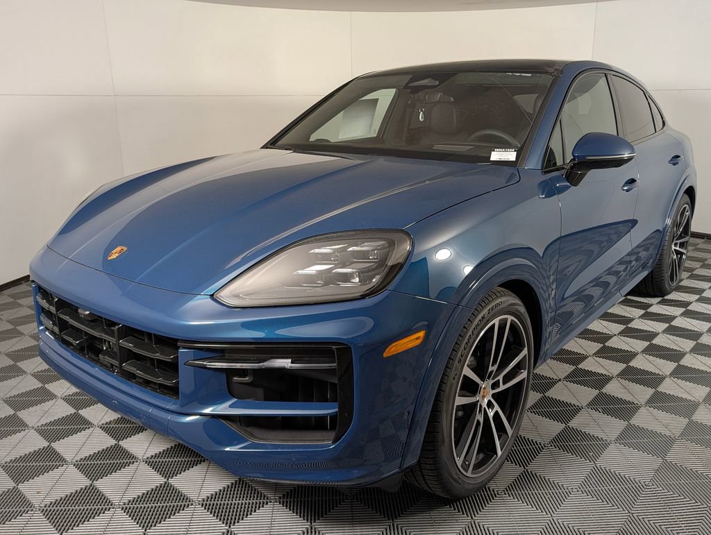 New 2026 Porsche Cayenne GTS image 1