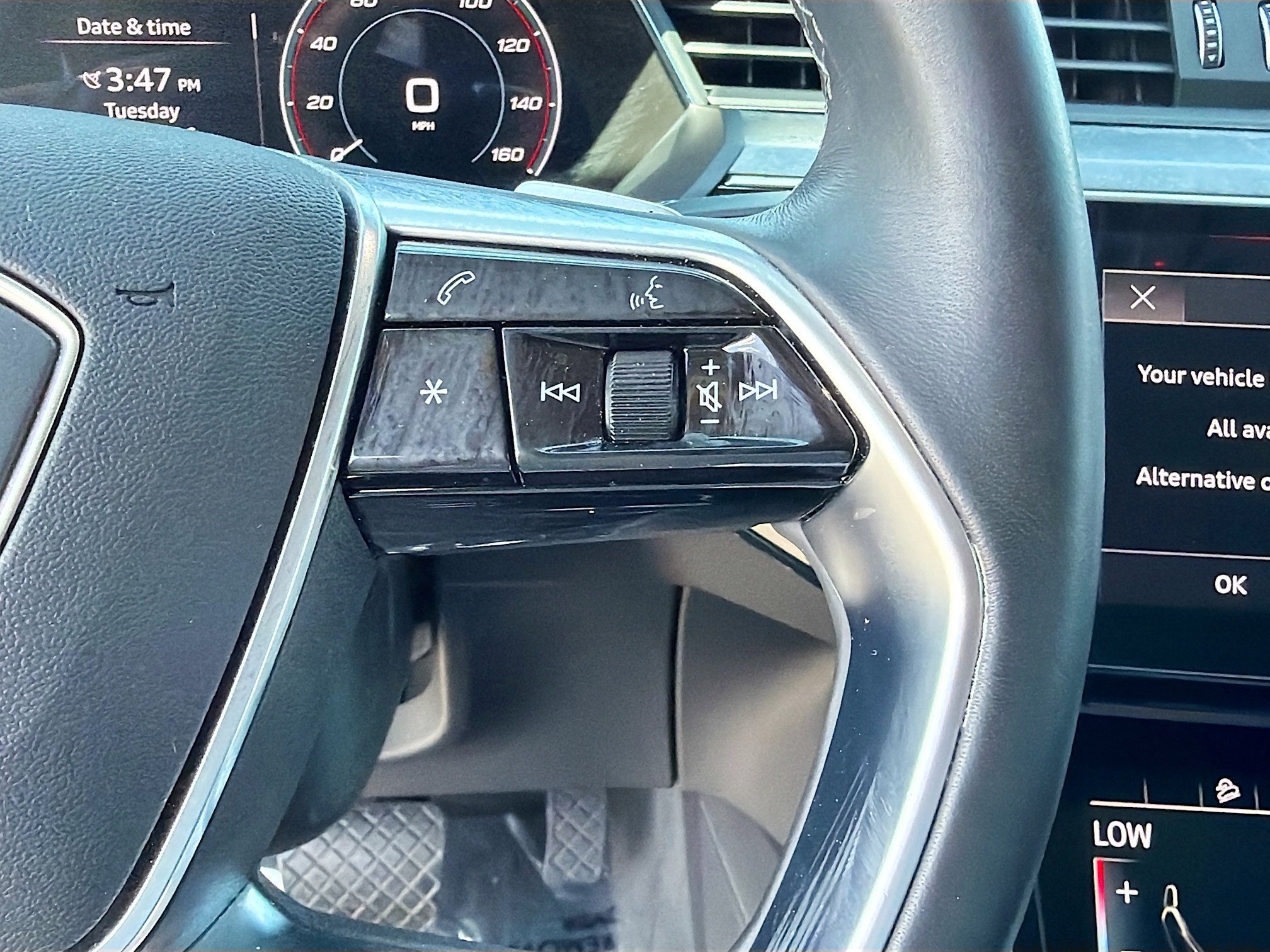Used 2024 Audi Q8 e-tron Prestige w/ Prestige Package AWD/4WD image 37