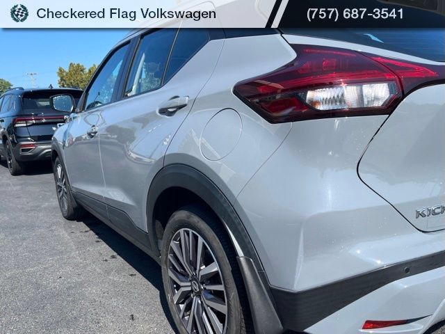 Used 2024 Nissan Kicks SV FWD image 8