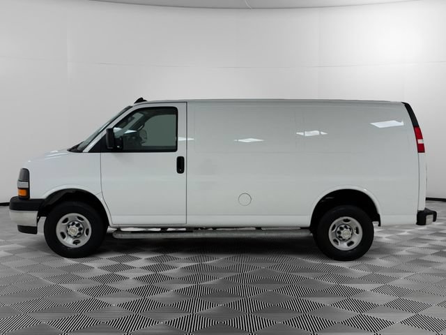 Certified 2024 Chevrolet Express 2500 w/ Driver Convenience Package RWD image 2