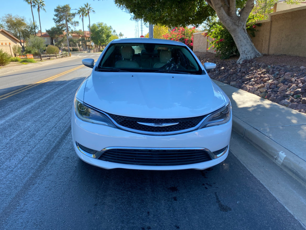 Used 2017 Chrysler 200 Limited Platinum image 15