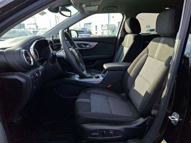 New 2026 Chevrolet Blazer LT w/ Convenience Package AWD/4WD image 6