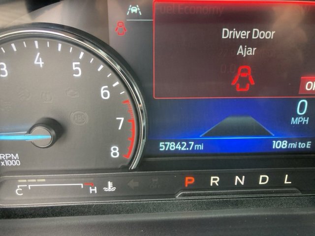 Used 2022 Ford Explorer XLT w/ Equipment Group 202A image 29