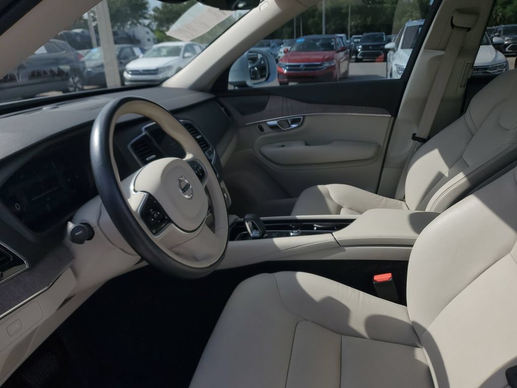 Used 2023 Volvo XC90 B6 Plus w/ Protection Package AWD/4WD image 24