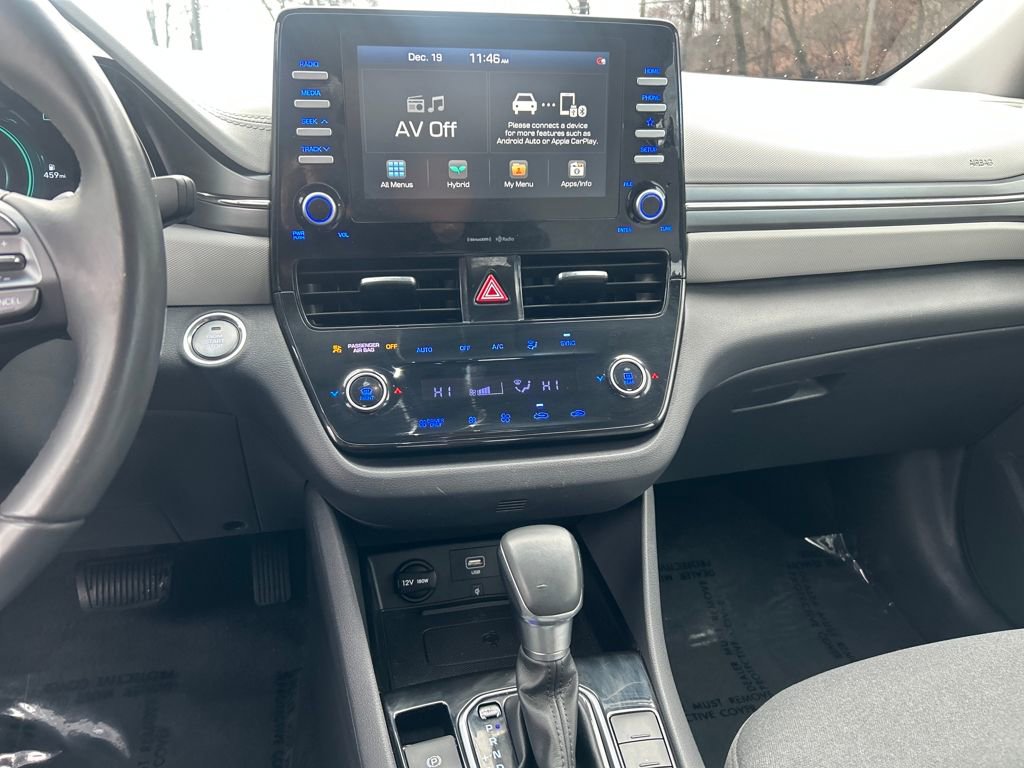 Used 2020 Hyundai Ioniq SEL image 12