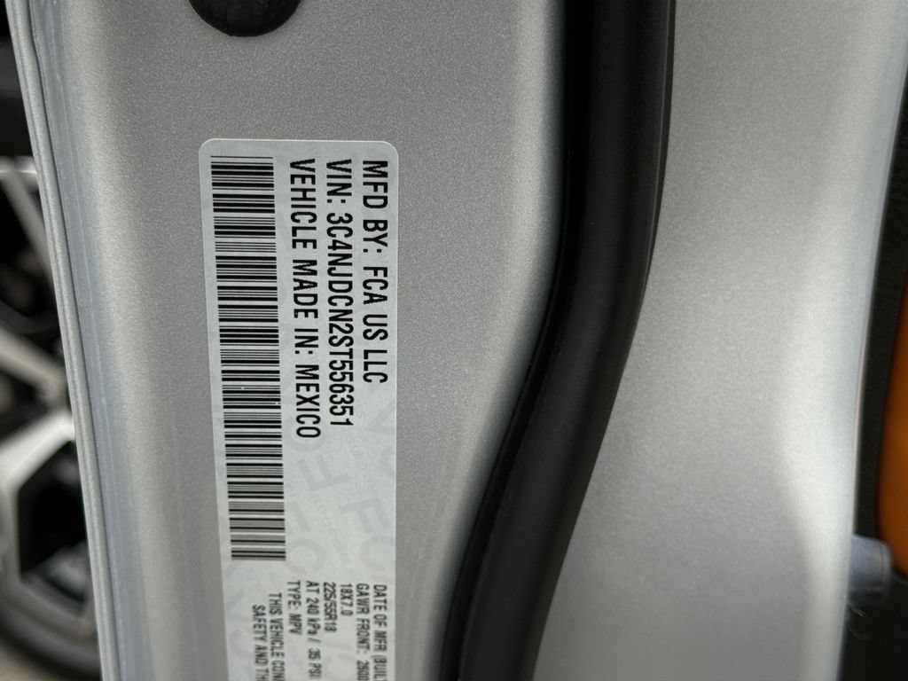 Used 2025 Jeep Compass Limited AWD/4WD image 22