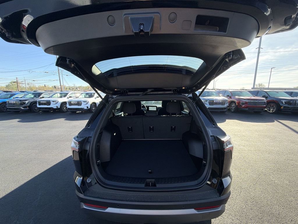 New 2026 Chevrolet Equinox LT w/ Midnight Edition image 29