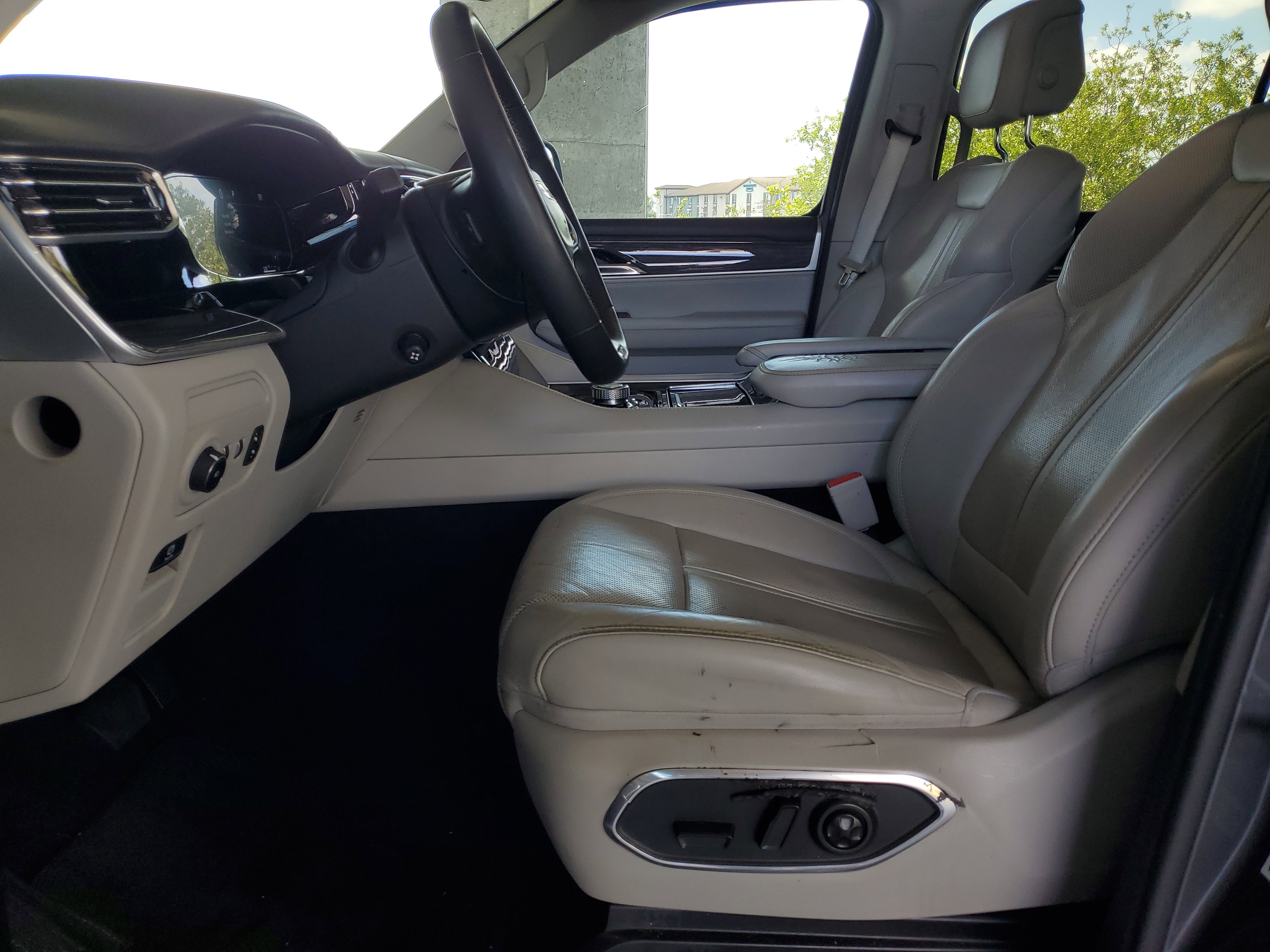 Certified 2022 Jeep Wagoneer Series II w/ Premium Group I RWD image 17