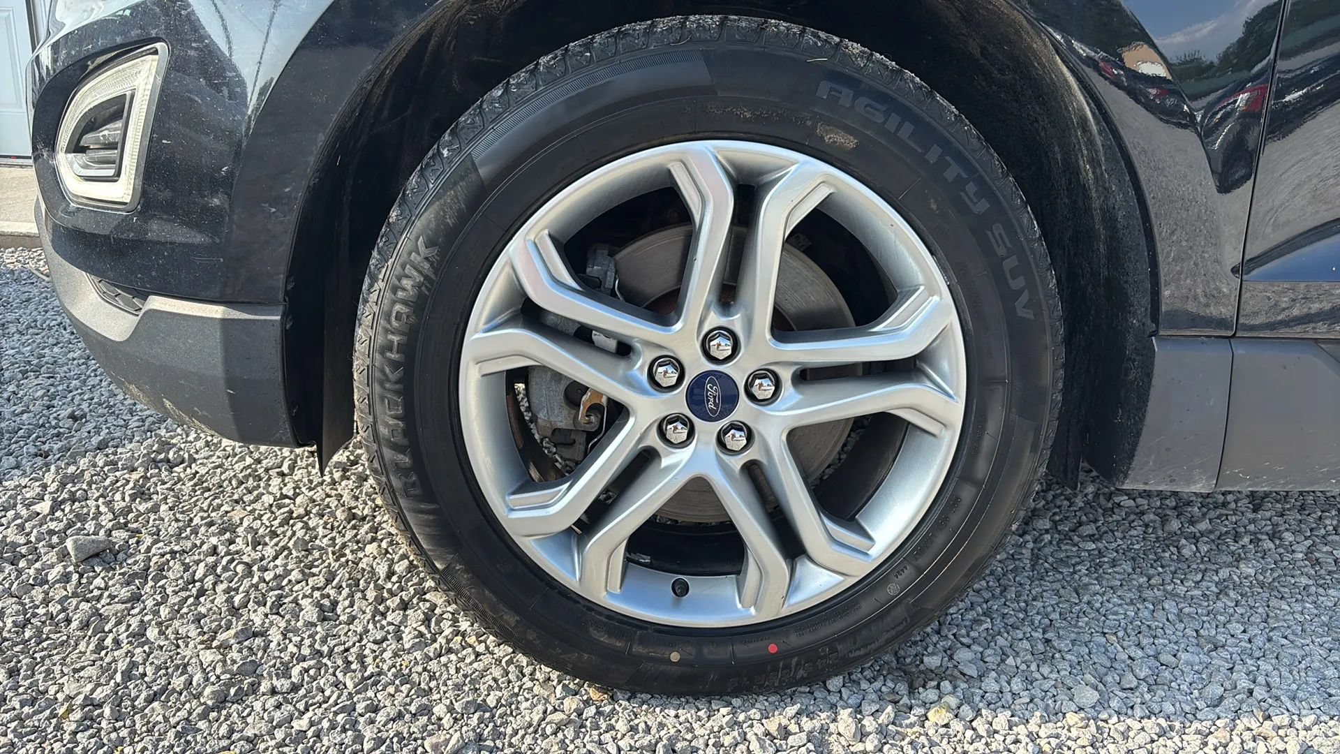 Used 2018 Ford Edge Titanium AWD/4WD image 12