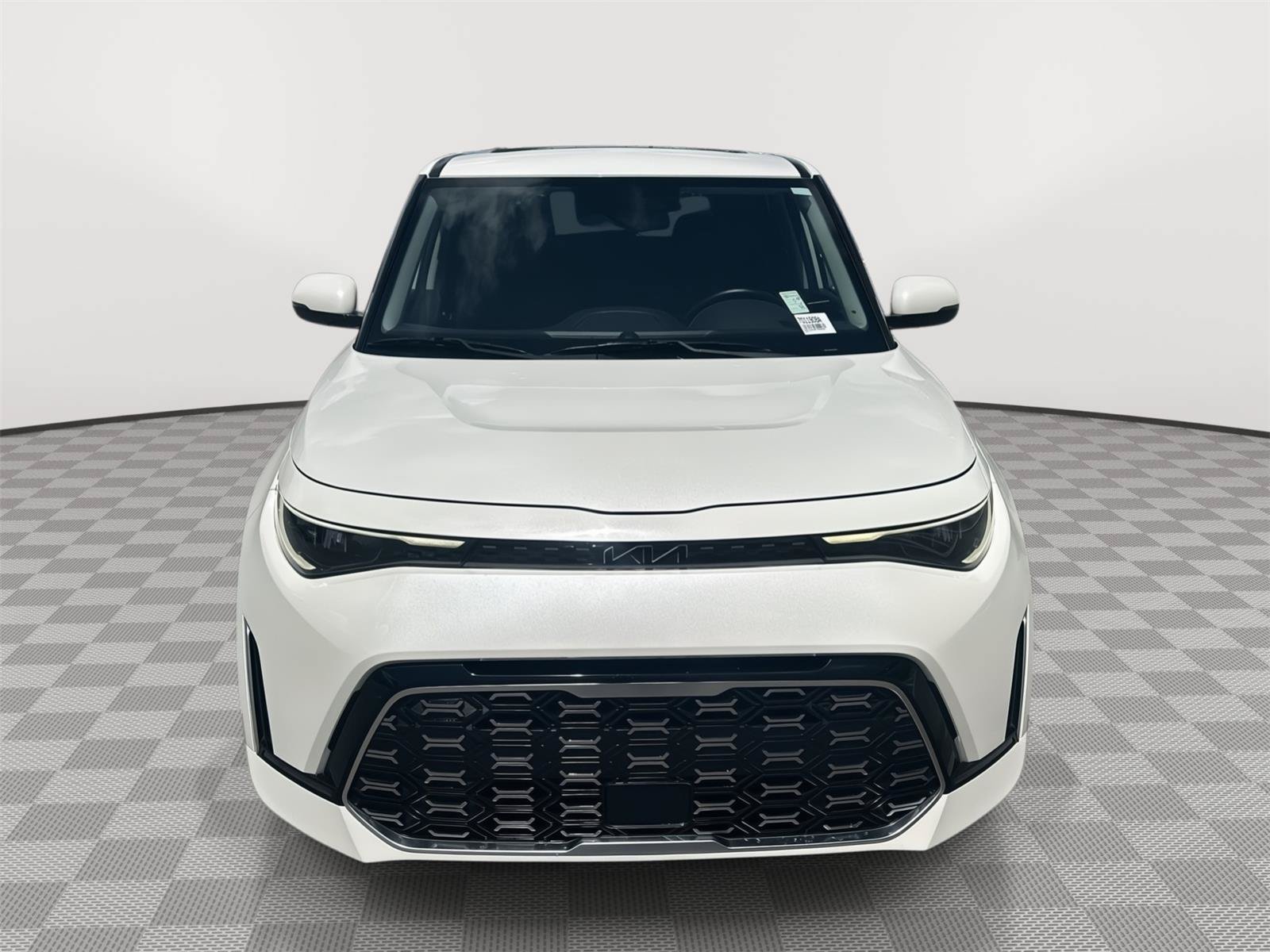 Used 2024 Kia Soul GT-Line w/ GT-Line Technology Package FWD image 2