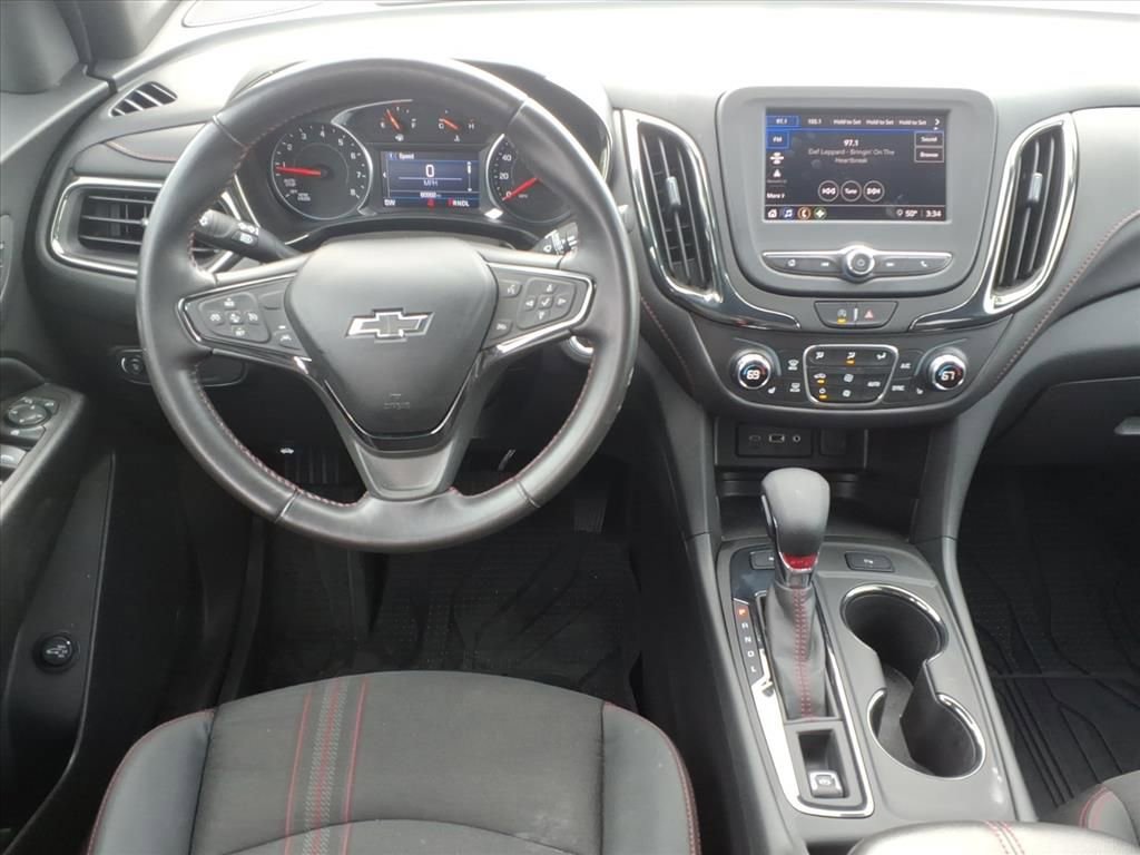 Used 2022 Chevrolet Equinox RS w/ LPO, Floor Liner Package AWD/4WD image 9