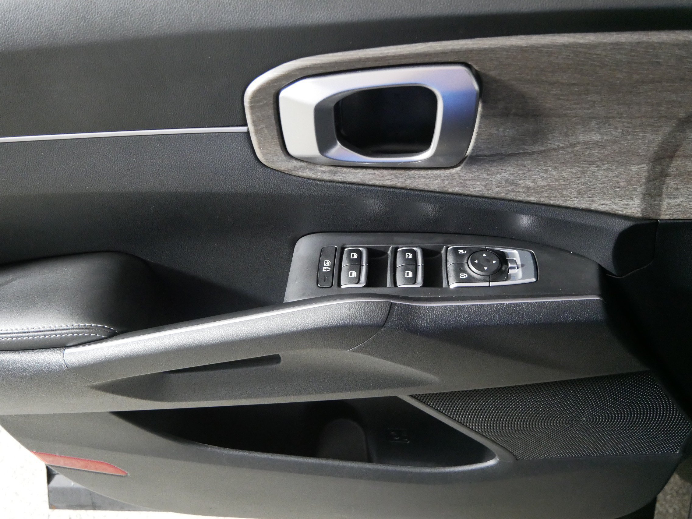 Used 2022 Kia Sorento S AWD/4WD image 19