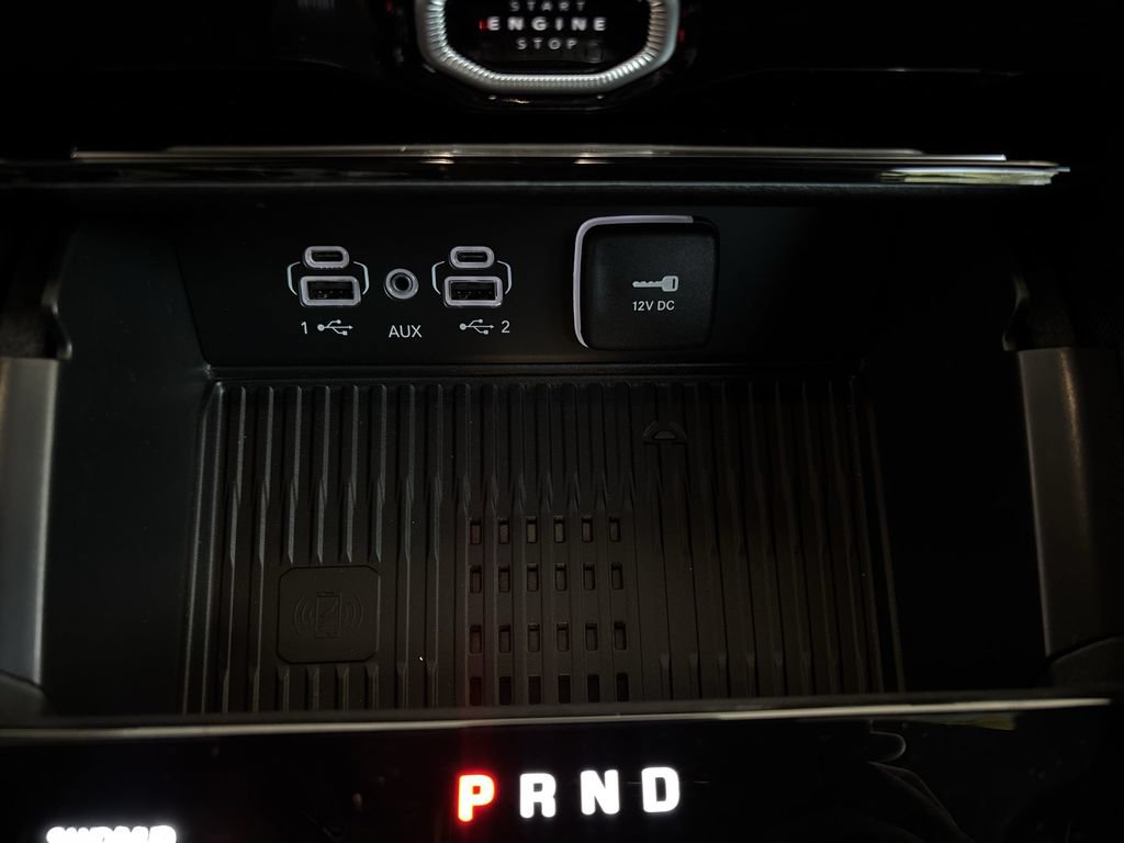 New 2026 Jeep Grand Cherokee Altitude AWD/4WD image 18
