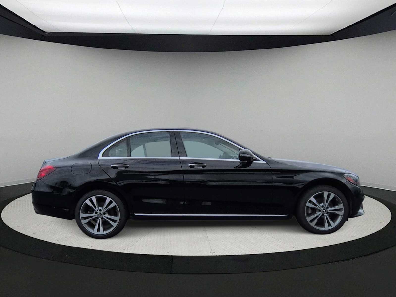 Used 2021 Mercedes-Benz C 300 4MATIC Sedan image 9