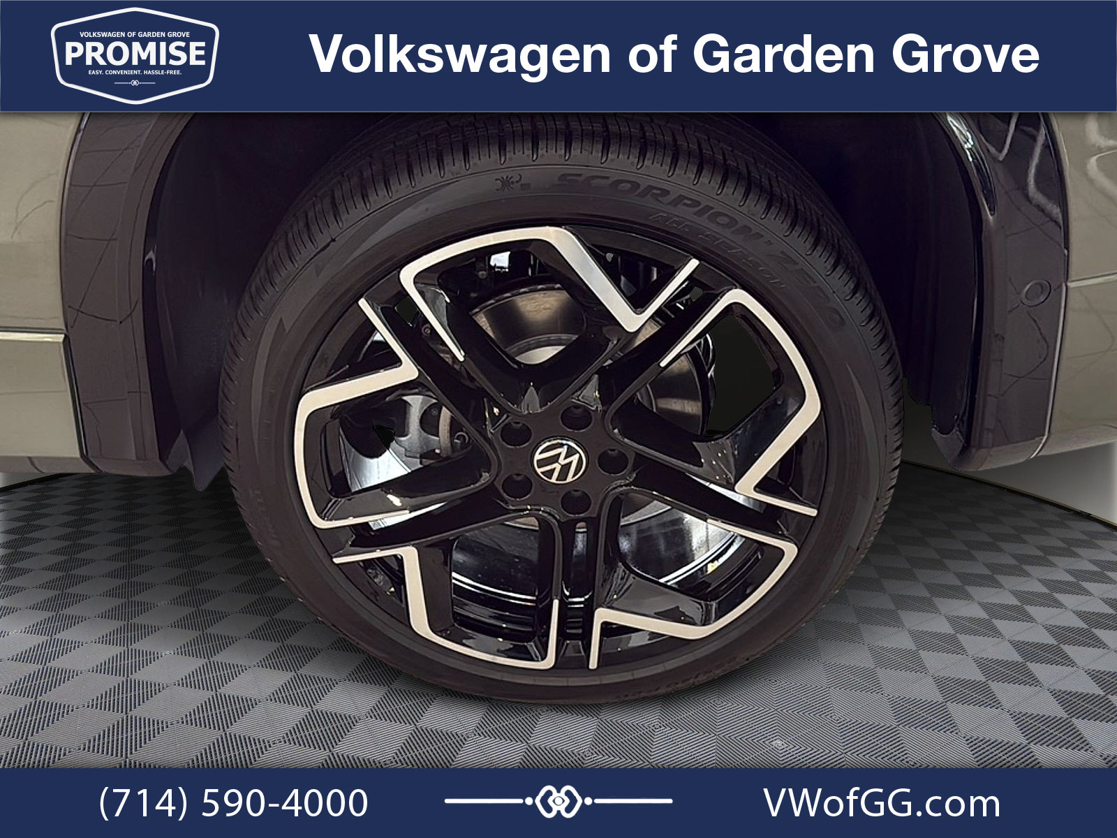 New 2026 Volkswagen Tiguan SEL R-Line AWD/4WD image 6