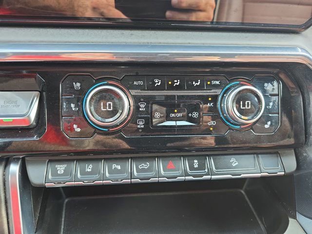 Used 2024 GMC Sierra 2500 Denali Ultimate AWD/4WD image 36