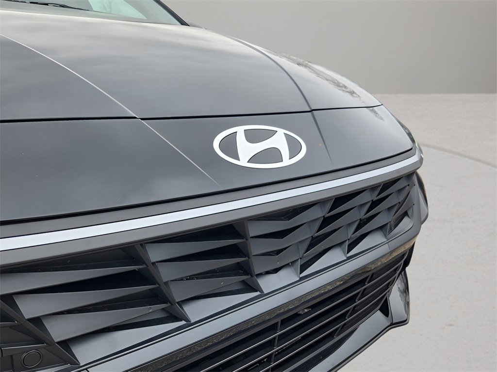 New 2026 Hyundai Elantra Blue image 9