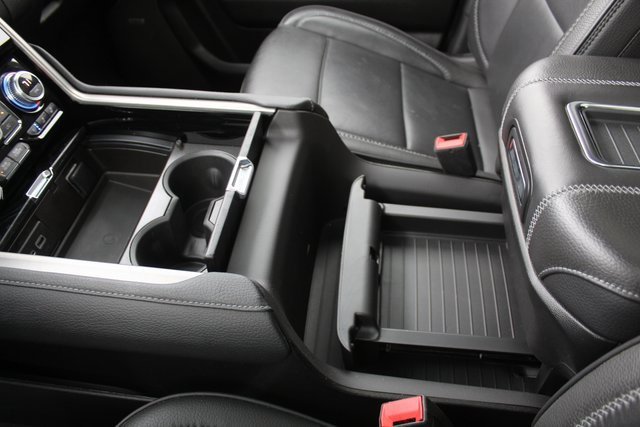 Used 2022 GMC Yukon Denali image 43