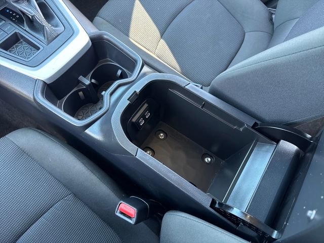 Used 2024 Toyota RAV4 LE image 19