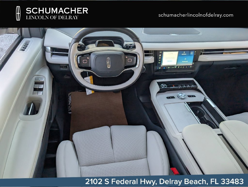 New 2026 Lincoln Navigator Premiere AWD/4WD image 14