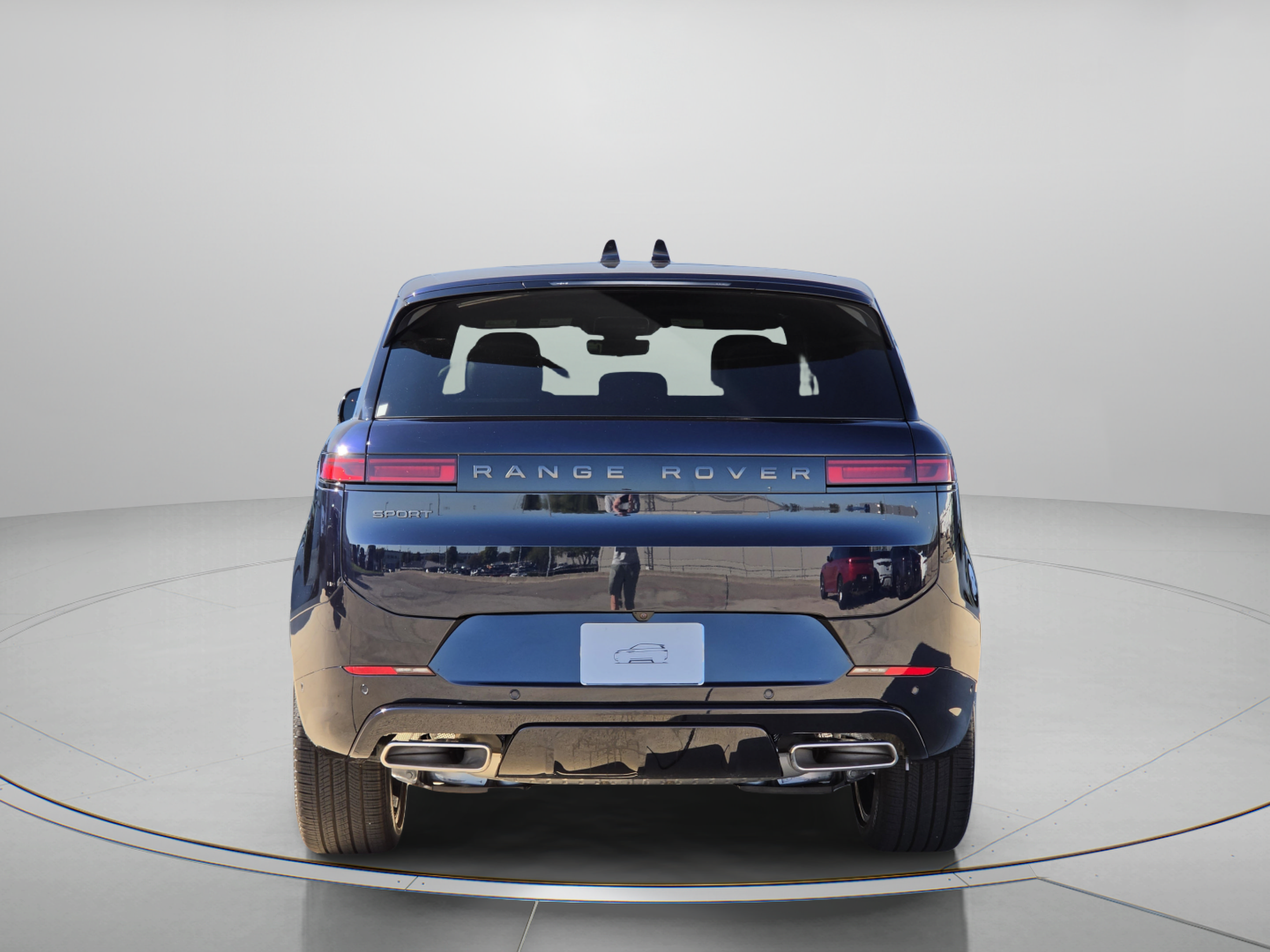 New 2027 Land Rover Range Rover Sport Dynamic SE AWD/4WD image 4