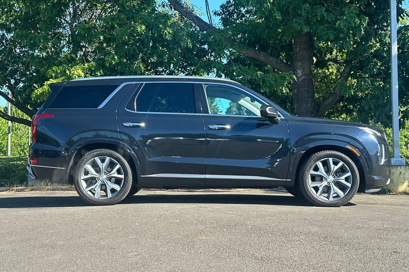 Used 2021 Hyundai Palisade Limited AWD/4WD image 8